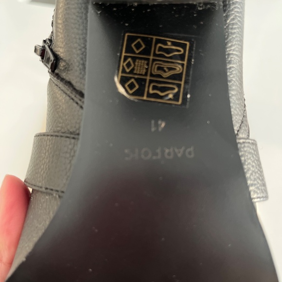 Black block heel boots - Picture 4 of 5